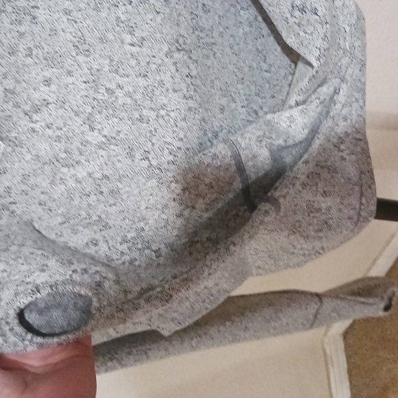 LightGray Gym Shark Top size M - Picture 4 of 4